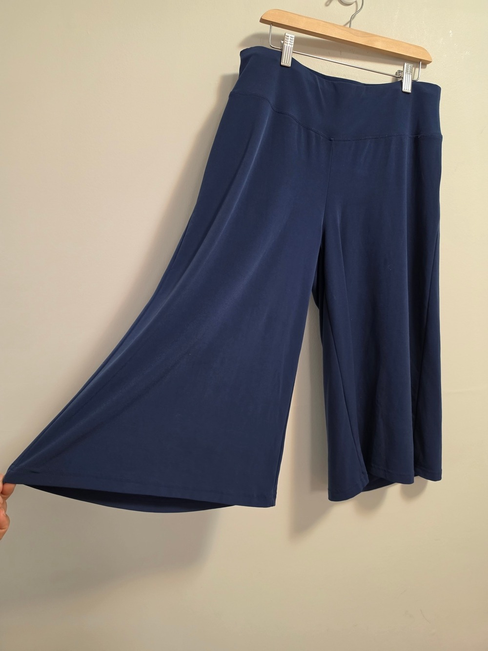 Jockey Wide-Leg Bermuda Navy Size Medium